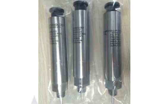 Cảm biến áp suất PT1750-145G-223 hãng LORD